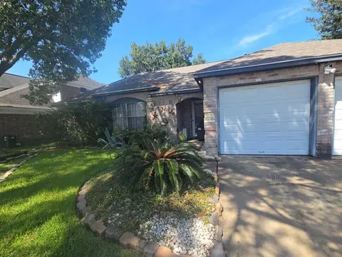 17518 Masonridge Dr, Houston, TX 77095