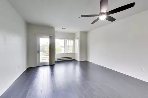 1524 1st Ave #304, Oakland, CA 94606