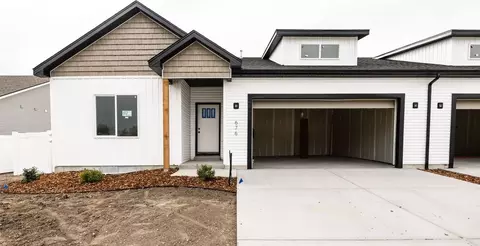 676 S Idaho Ave, Sugar City, ID 83448
