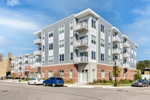 5945 6th Ave #204, Kenosha, WI 53140