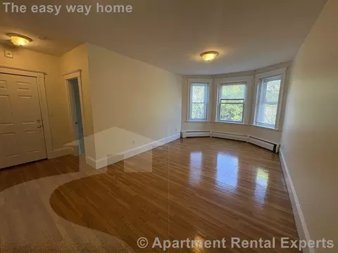 47 Inman St #21, Cambridge, MA 02139