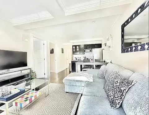 448 W 19th St #PHB, New York, NY 10011