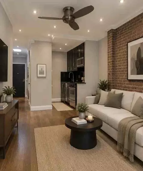 437 W 53rd St #4B, New York, NY 10019
