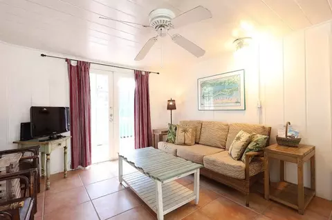5306 Avenida Navarra #1629372P, Siesta Key, FL 34242