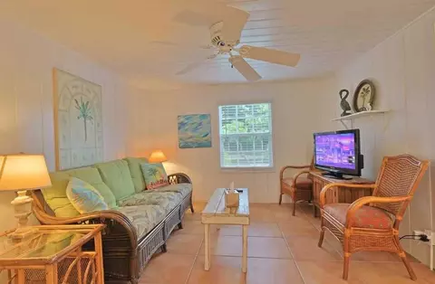 5302 Avenida Navarra #1629382P, Siesta Key, FL 34242