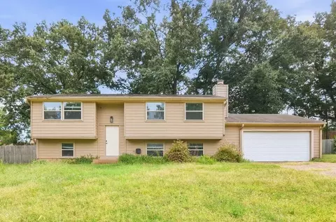 5211 Orangewood Rd, Memphis, TN 38134