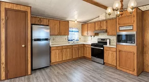 2100 S Scott Blvd #84, Iowa City, IA 52240
