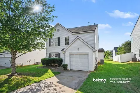 515 Tansy Dr, Charlotte, NC 28214