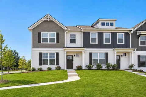 708 Chestnut Ave, Bethlehem, GA 30620