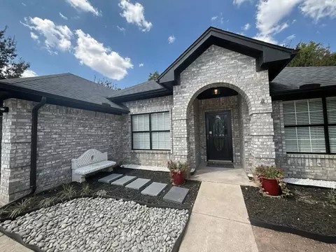 1708 Creekside Ave #1, Sherman, TX 75092