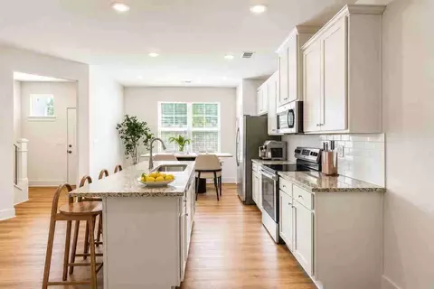 752 Chestnut Ave, Bethlehem, GA 30620