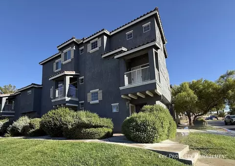 5975 Barbosa Dr #2, North Las Vegas, NV 89031