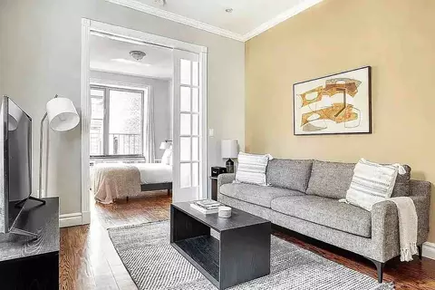 219 E 23rd St #3, New York, NY 10010