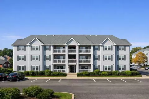 107 Stratford Pl #107, Bound Brook, NJ 08805