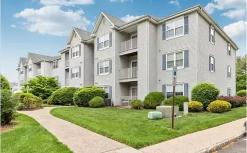 107 Stratford Pl #107, Bound Brook, NJ 08805