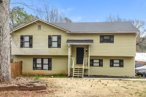 588 Hearth Pl, Lawrenceville, GA 30043