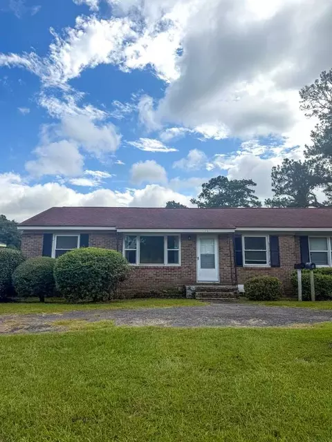 3501 Highmarket St #B, Georgetown, SC 29440