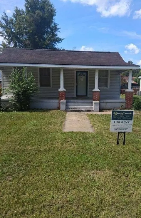 223 Aberfeldy St, Port Wentworth, GA 31407