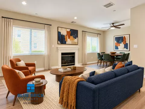 22651 Del Valle St #5A, Woodland Hills, CA 91364
