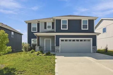 9135 SW 2nd St #NA, Blue Springs, MO 64064