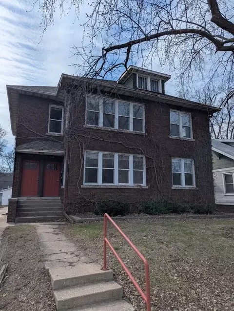 1019 N Farmington Rd #1017, Peoria, IL 61606