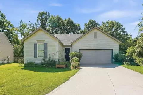 8227 Crete Ln, Blacklick, OH 43004