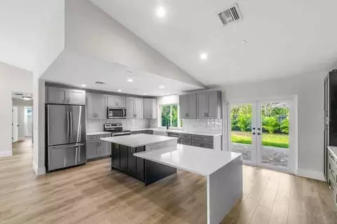 4593 Ellwood Dr, Delray Beach, FL 33445