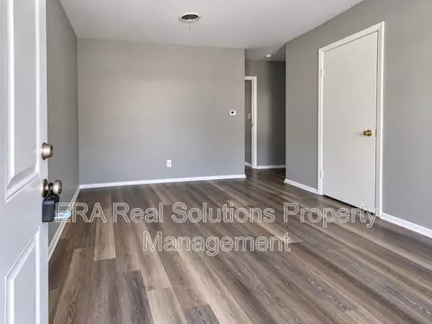 3713 Dort Pl #B, Columbus, OH 43227