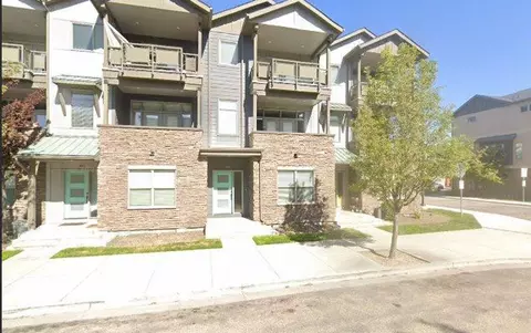 469 E Trackstand Ln, Garden City, ID 83714