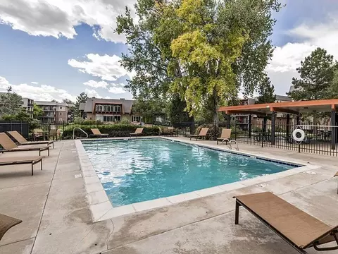 888 S Oneida St, Denver, CO 80224