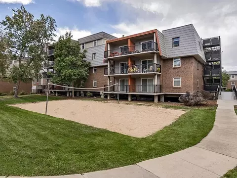 888 S Oneida St, Denver, CO 80224