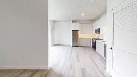 4601 N Marine Dr #1110, Chicago, IL 60640