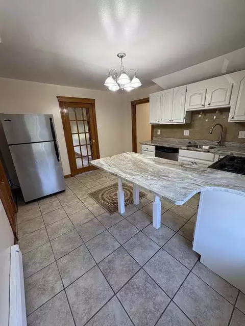 39 Farquhar St #2, Roslindale, MA 02131