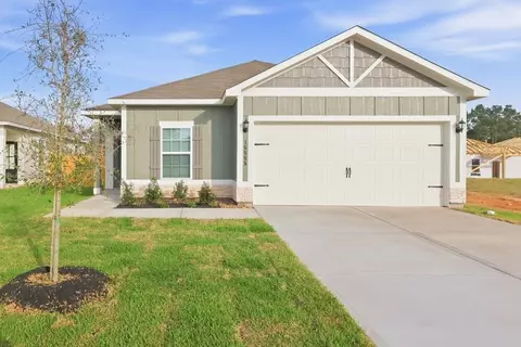 15555 Caramel Springs Dr, Conroe, TX 77303