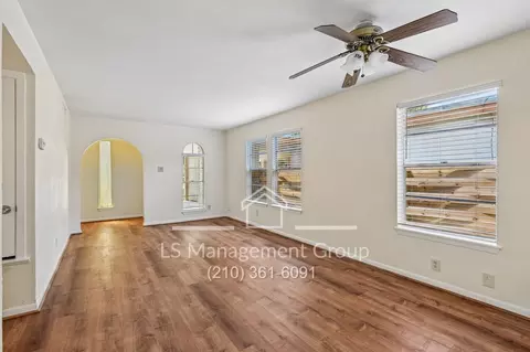 6603 Cherryleaf St #1, Leon Valley, TX 78238