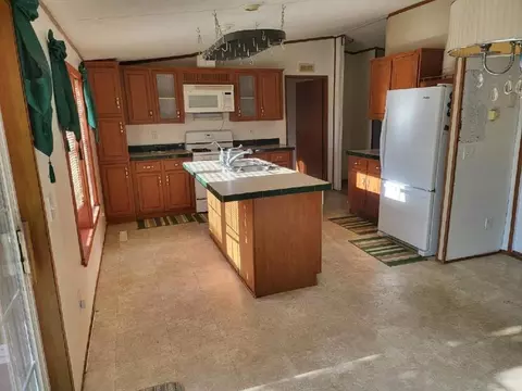 27 Mason Rd, Champlain, NY 12919 photo 3