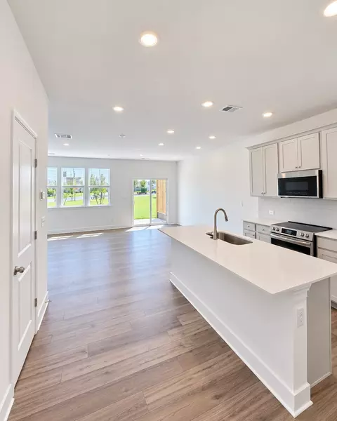 127 Rope Mill Ct #17, Canton, GA 30115