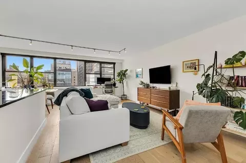 7 E 14th St #1409, New York, NY 10003
