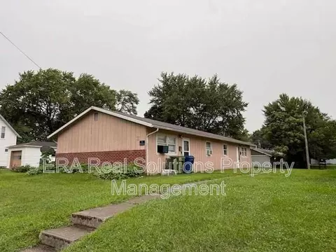 102 Eaton St, Delaware, OH 43015