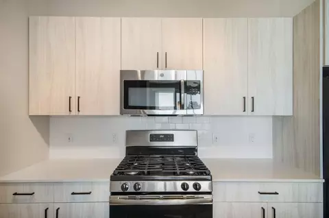 2100 Haddonfield Rd #11303, Pennsauken, NJ 08110