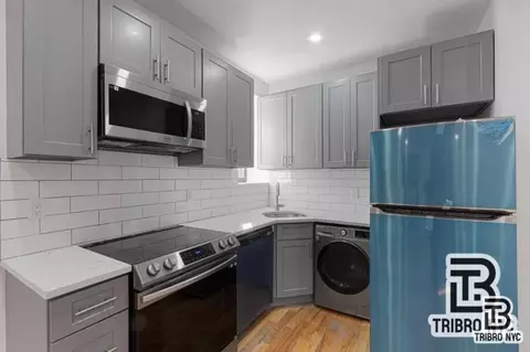 1721 E 8th St, Brooklyn, NY 11223