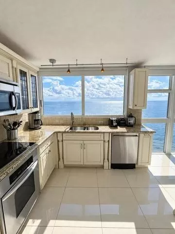 1360 S Ocean Blvd, Pompano Beach, FL 33062