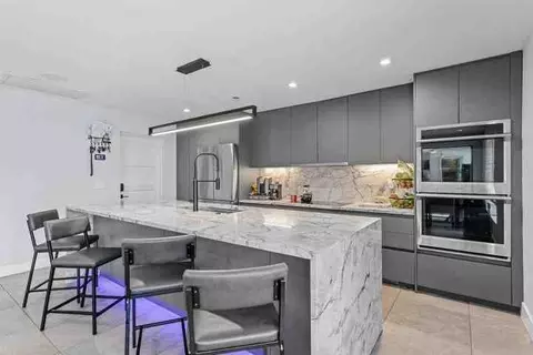10140 NW 37th St, Coral Springs, FL 33065