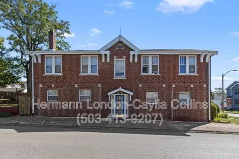 6918 Moellenhoff St #1F, Saint Louis, MO 63109