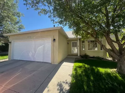 3321 Chestnut Glen Ln, Colorado Springs, CO 80918