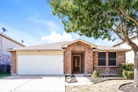 1720 Rialto Way, Justin, TX 76247