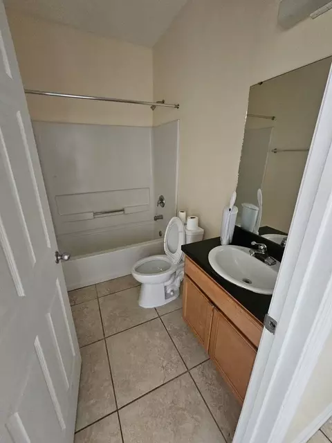 1417 Pullen Rd #203, Tallahassee, FL 32303