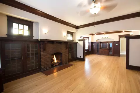 2615 N Maryland Ave, Milwaukee, WI 53211