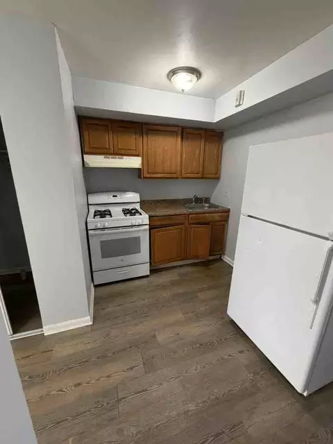 5231 Oxford Ave, Philadelphia, PA 19124