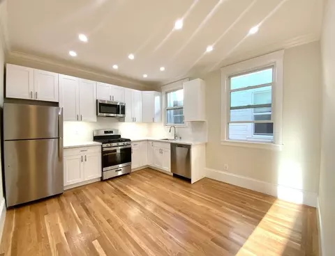 650 Masonic Ave, San Francisco, CA 94117